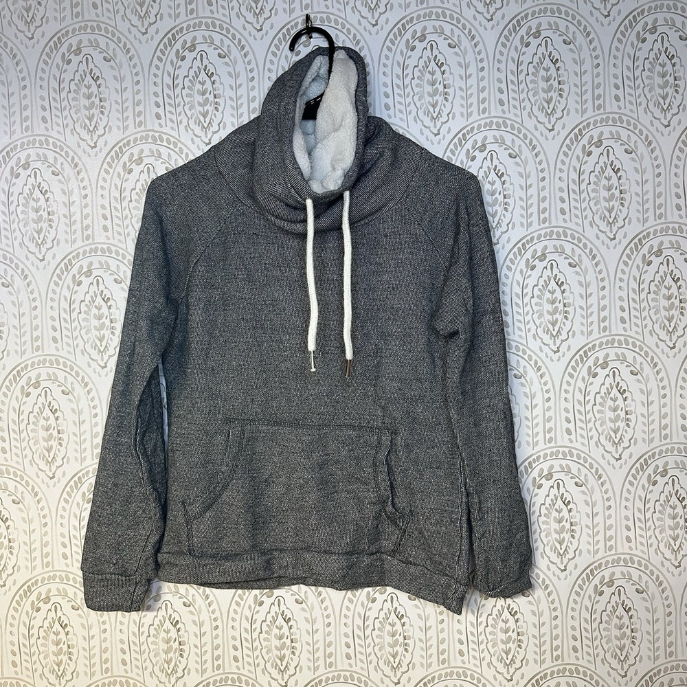 Derek Heart Womens Size Small Grey High Neck Sweater Long Sleeve Fuzzy Cute Chic